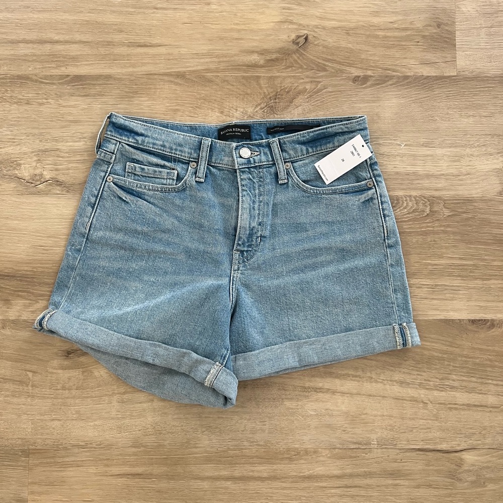 Banana Republic High-Rise 3” Cuffed Denim Shorts